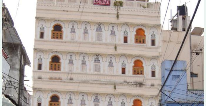 Lake Ghat Palace